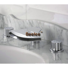 Solid Brass 3 PCS Double Handle Bath Basin Faucet (Q30013)